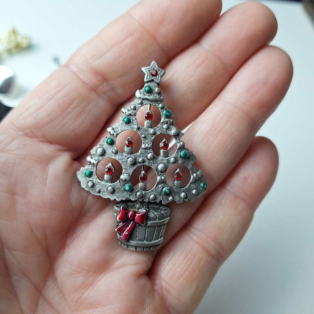 Vintage JJ Jonette Pewter Christmas Tree Rhinestone Brooch Pin Open Work Signed